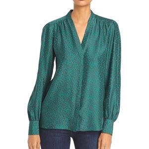 LAFFAYYTE 148 New York  Clementine Silk Blouse. In Wintergreen. Size S
